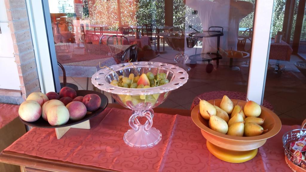 Villa Mola Bed And Breakfast Corbara  Exterior foto