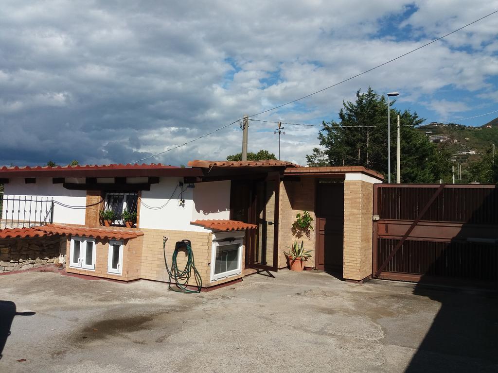 Villa Mola Bed And Breakfast Corbara  Exterior foto